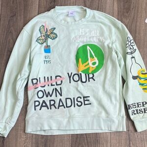 Zara women’s Crewneck Sweater - Light Green with Graphic Print size M